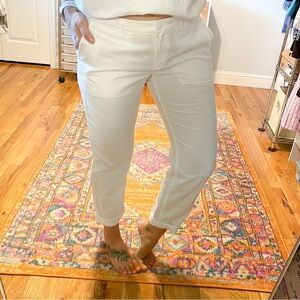 GAP | White Linen Blend Capris Size 6